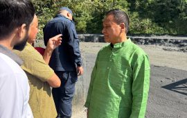 कुलमान पुगे आरुघाट, बाढी प्रभावित क्षेत्र निरीक्षण
