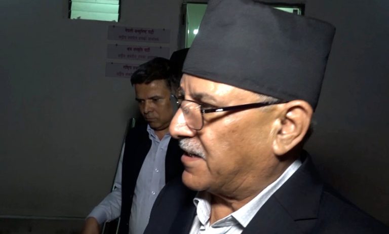 प्रचण्डको टिप्पणी– सरकार ठिक दिशातिर गएको छैन