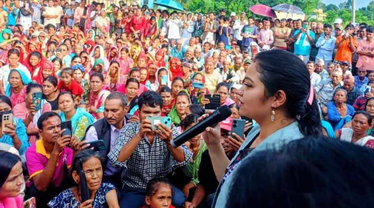 भूमिहीन दलित, सुकुमवासी र अव्यवस्थित बसोबासी समस्या समाधान गर्न कानुनी अड्चन हट्यो : मन्त्री रावल
