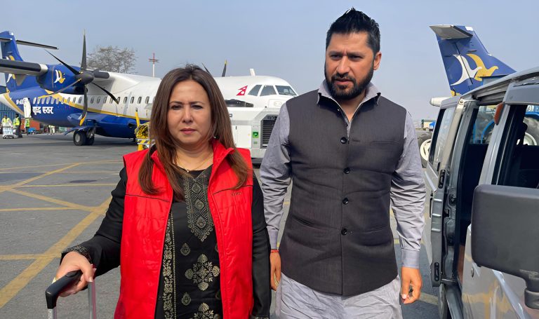 रवि लामिछाने भारततर्फ प्रस्थान
