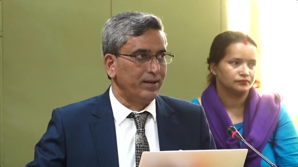 बर्दिया र कैलालीका उखु किसानको बक्यौता दशैँअघि नै भुक्तानी हुन्छ : सचिव मिश्र