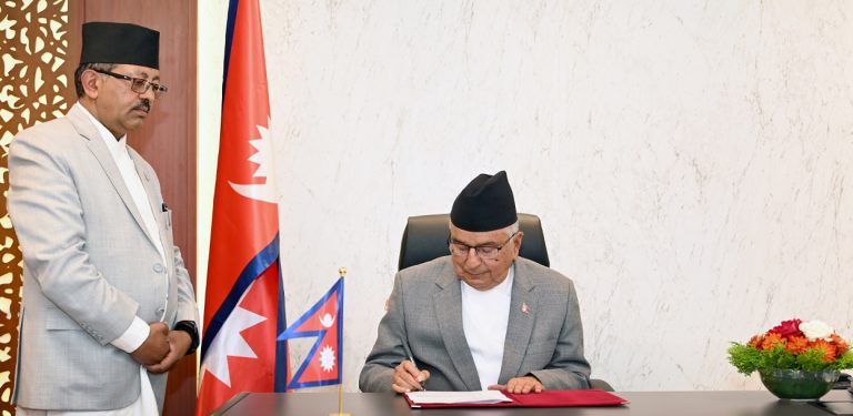 राष्ट्रपतिले जारी गरे दुई अध्यादेश