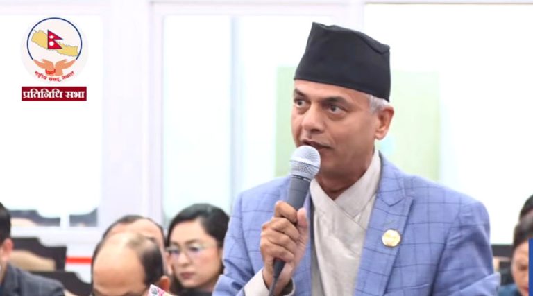 देश बनाउने उमेरमा विदेश, बुढेसकालमा फेरि नेपालमै फर्किने अवस्थाको अन्त्य गर्नुपर्छ : सांसद न्यौपाने