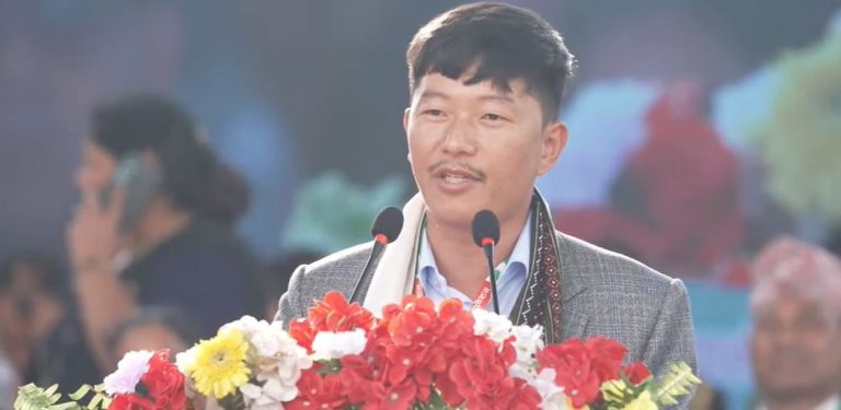 कांग्रेस हल्लाले होइन, त्याग र संघर्षले स्थापित भएको हो : आरेन राई