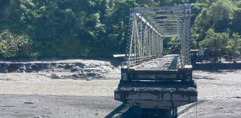 सडकमा बाढीपहिरोको असर : चार ठाउँमा एकतर्फी, एक ठाउँमा पूर्ण बन्द