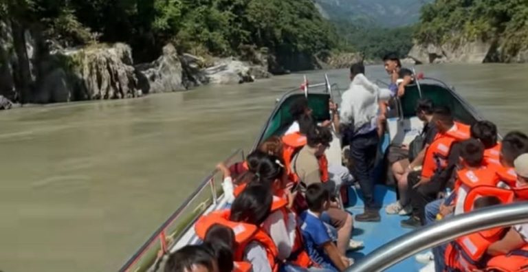 भोजपुरबाट चतरा आउँदै गरेको जेटबोट दुर्घटना, ३ जनाको मृ*त्यु