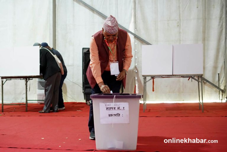 कांग्रेस महाधिवेशन : दुई घण्टामा १ हजार २९३ मत खस्यो