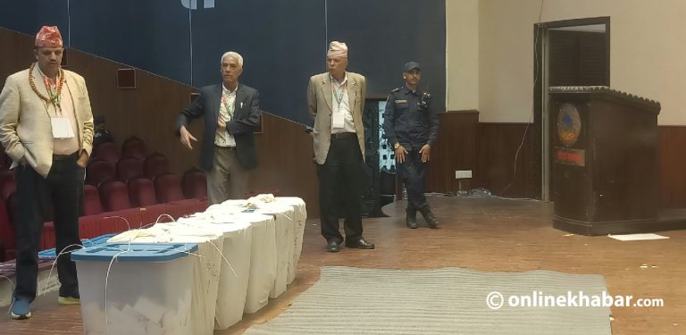 कांग्रेस महाधिवेशन : सभापति पदको गणना थाल्ने तयारी, मटपेटिका सभागृह पुर्‍याइयो  