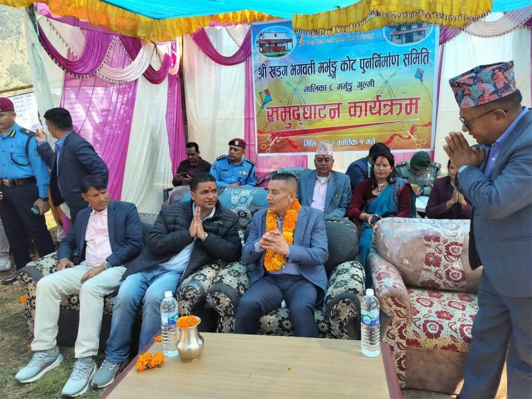 आईजीपी कार्कीद्वारा गृहपालिकाको मर्भुङ कोट मन्दिर उद्घाटन