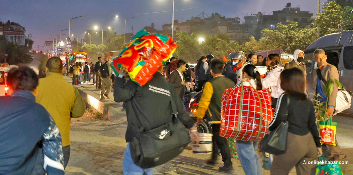 दशैं आइसक्यो, घर जान हतार छ (तस्वीरहरू)