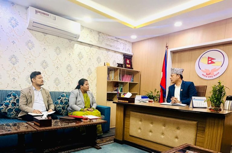 कोप-३१ मा नेपालको एजेन्डा सशक्त बनाउन मन्त्री चौधरी र सभामुख अर्यालबीच छलफल