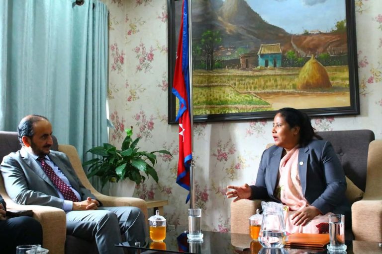 ओमानबाट ‘ग्रिन युरिया’ ल्याउन नेपाल इच्छुक, सिधा उडान र दूतावास खोल्ने सम्भावनाबारे छलफल