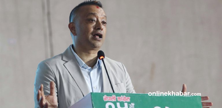 सभापति निर्वाचित भएपछि सानेपा जाँदै गगन थापा