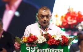 प्रधानमन्त्रीका कारण संसद् बन्द छ, देशलाई खुलामञ्च चाहिएको छ : गगन थापा