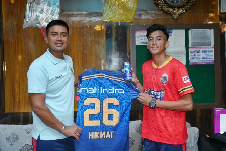 हिकमत कर्णाली याक्सको आइकोनिक खेलाडी