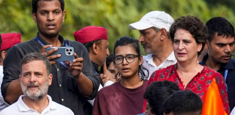 नेहा बोरा, अभिजीत दीपके र राहुल गान्धीको बीच कस्तो छ रणनीतिक दूरी ?