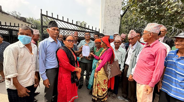 कञ्चनपुर आरक्षपीडितको चेतावनी : पैदल मार्चसहित काठमाडौं जान्छौं