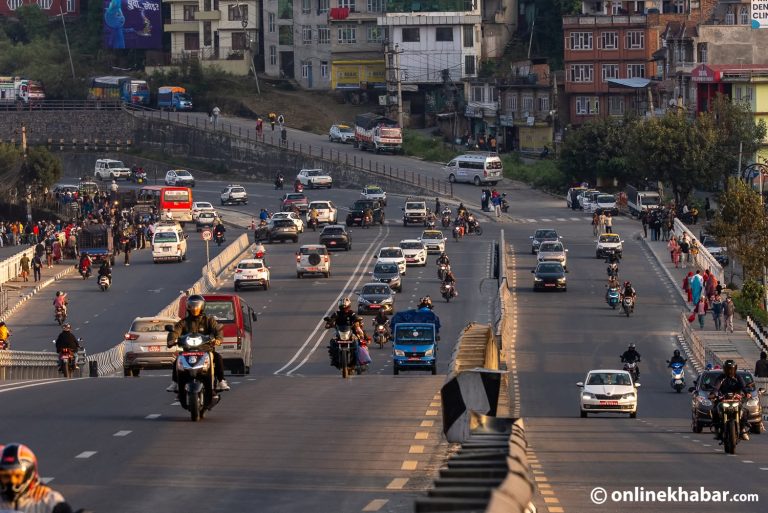 काठमाडौं उपत्यकामा आज न्यून सवारी साधन