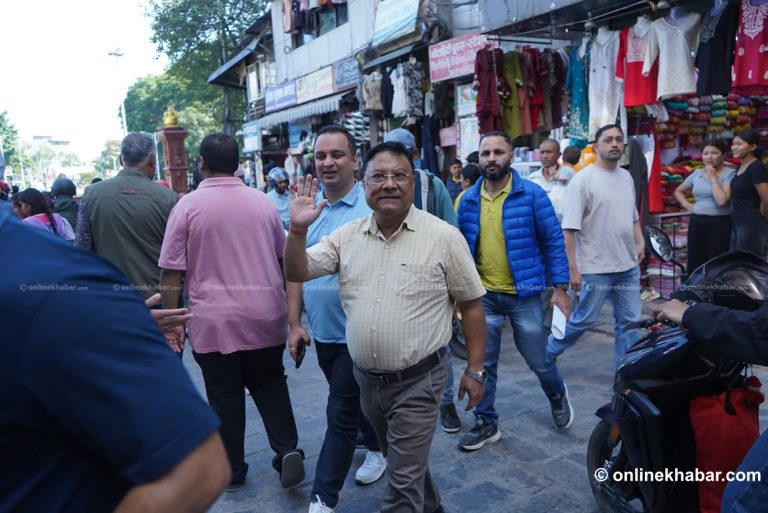 छलफल गर्न भन्दै पत्रकार किशोर श्रेष्ठलाई साइबर ब्युरो लगियो