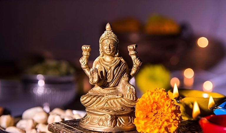 आज कोजाग्रत पूर्णिमा : दसैं बिदाइ, लक्ष्मीको स्वागत