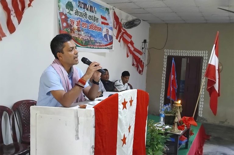 महामन्त्रीमा उम्मेदवारी दिने शंकर तिवारीको घोषणा