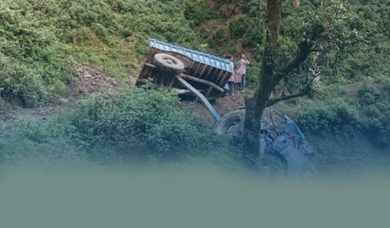 डोटीमा ट्याक्टर दुर्घटना, ९ जना घाइते