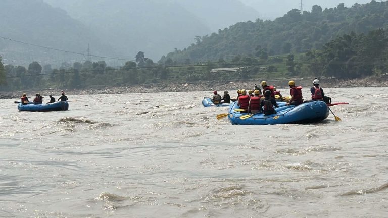 बाढीपछि त्रिशूलीमा फेरि सुरु भयो र्‍याफ्टिङ